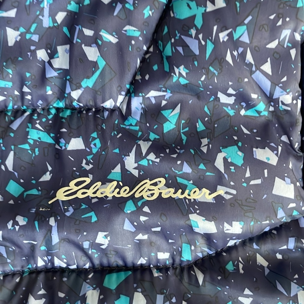Eddie Bauer Girls reversible fleece puffer size 8/ medium - Picture 7 of 13